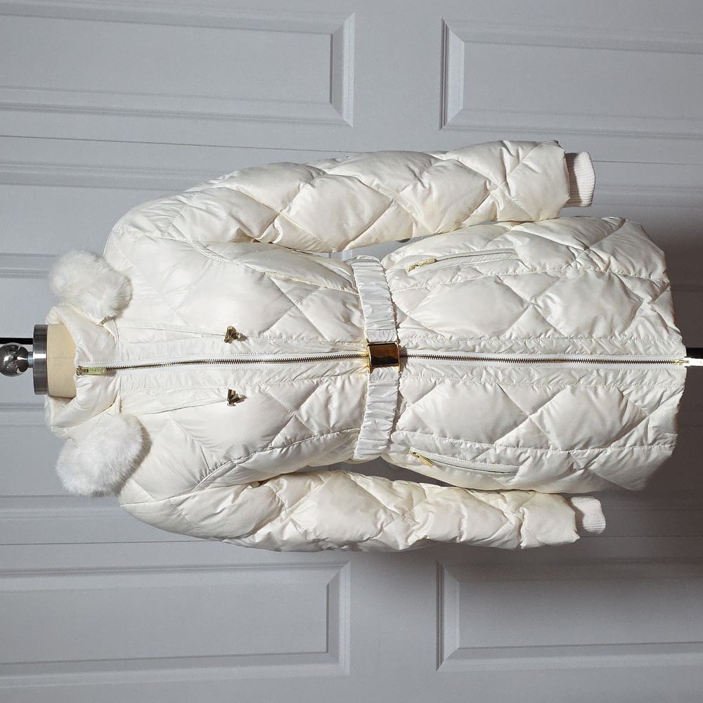 BEBE  Off-white Quilted Puffer Jacket sz S
